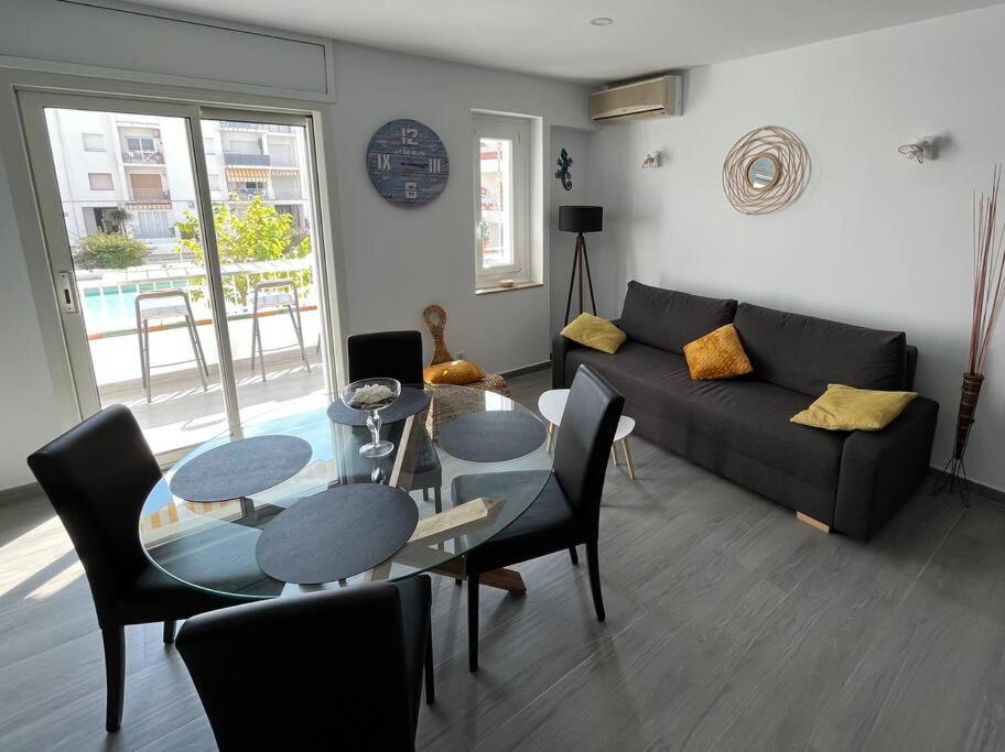 Le Canola Empuriabrava Port - 45M2 - Vue Piscine - Plage Centrale 500M- Parking Prive Gratuit Kültér fotó